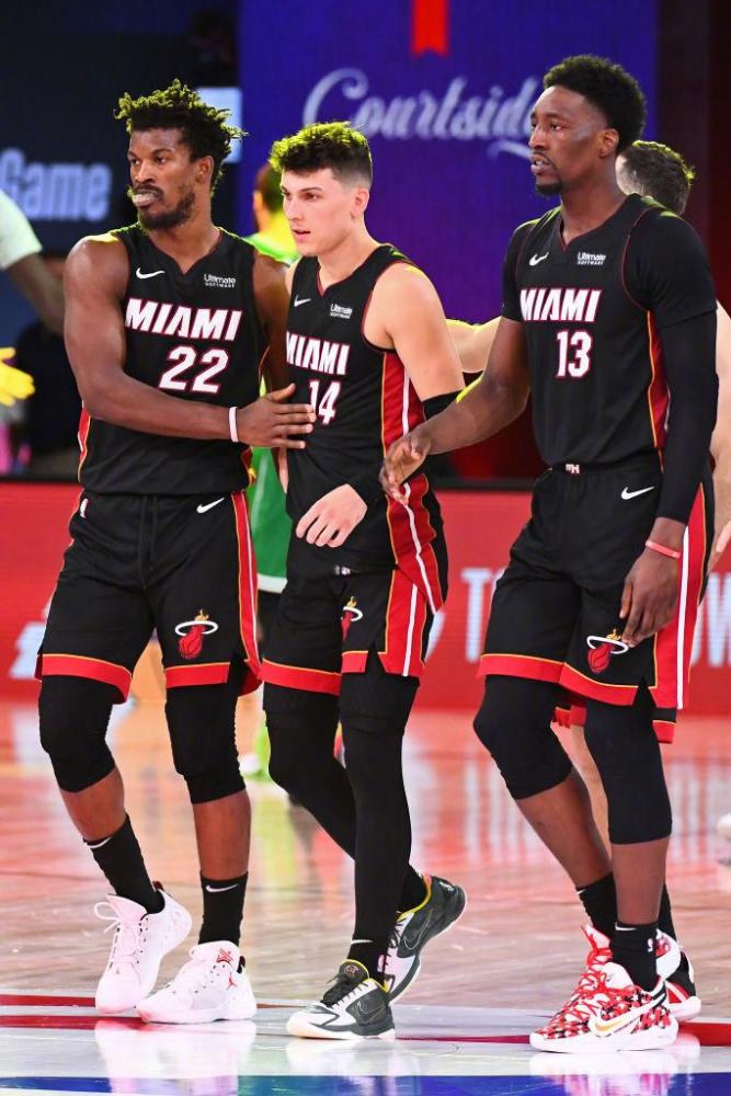 的对决中 的对决中