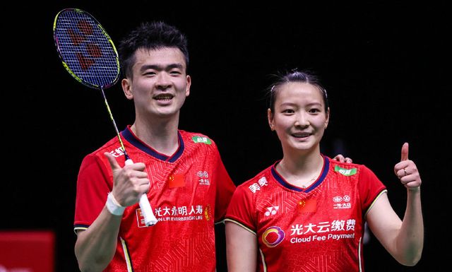 这对其职业 这对其职业